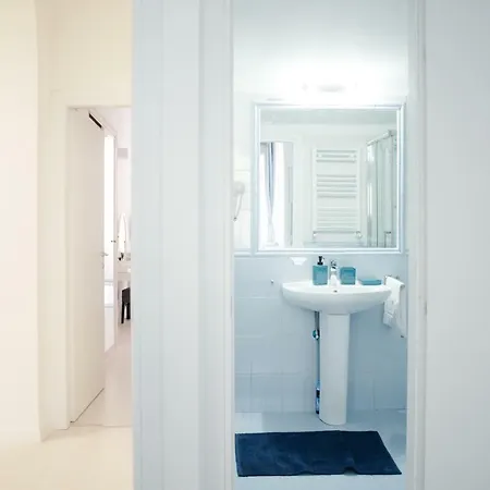 Apartment White Fanti Rome