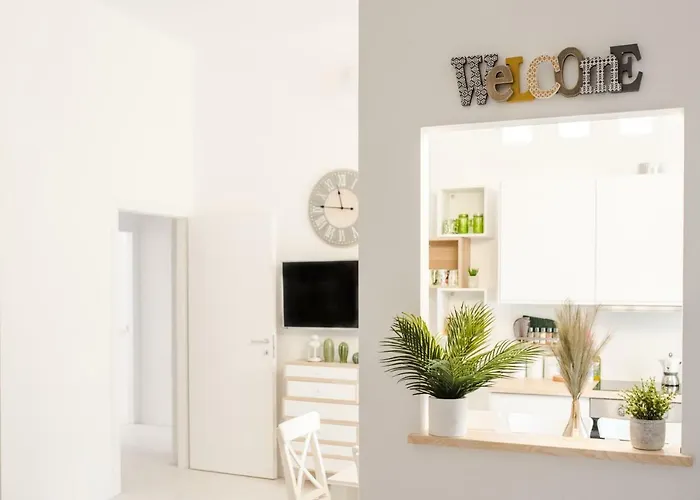 White Fanti Апартаменты